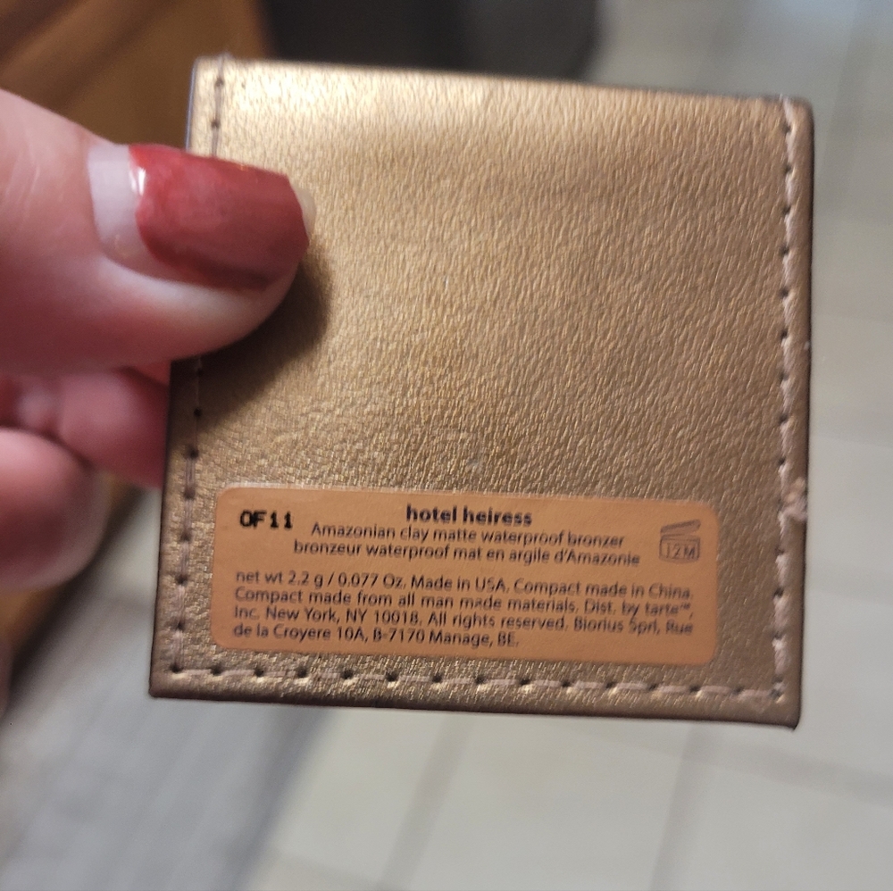 Tarte Amazonian Clay Matte Waterproff Bronzer Hotel Heiress Discontinued Travel - Picture 2 of 3